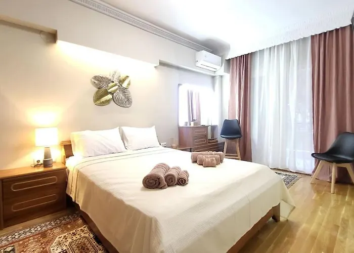 Travellerspot_ii Cozy 2br *